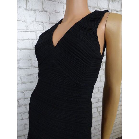 $395 Rebecca Taylor Vneck Fit & Flare Flounce Hem Little Black Dress 2 NEW - Picture 11 of 16